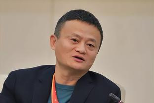 尤文官微：公开训练日小雨沥沥？️ 温暖瞬间捂热你我的心？