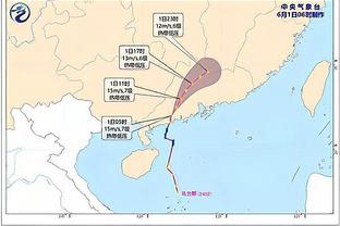 梅努数据：8次对抗成功4次，3次过人成功2次，评分6.4队内最低